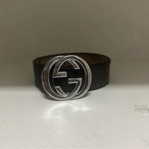 Men’s Gucci belt black